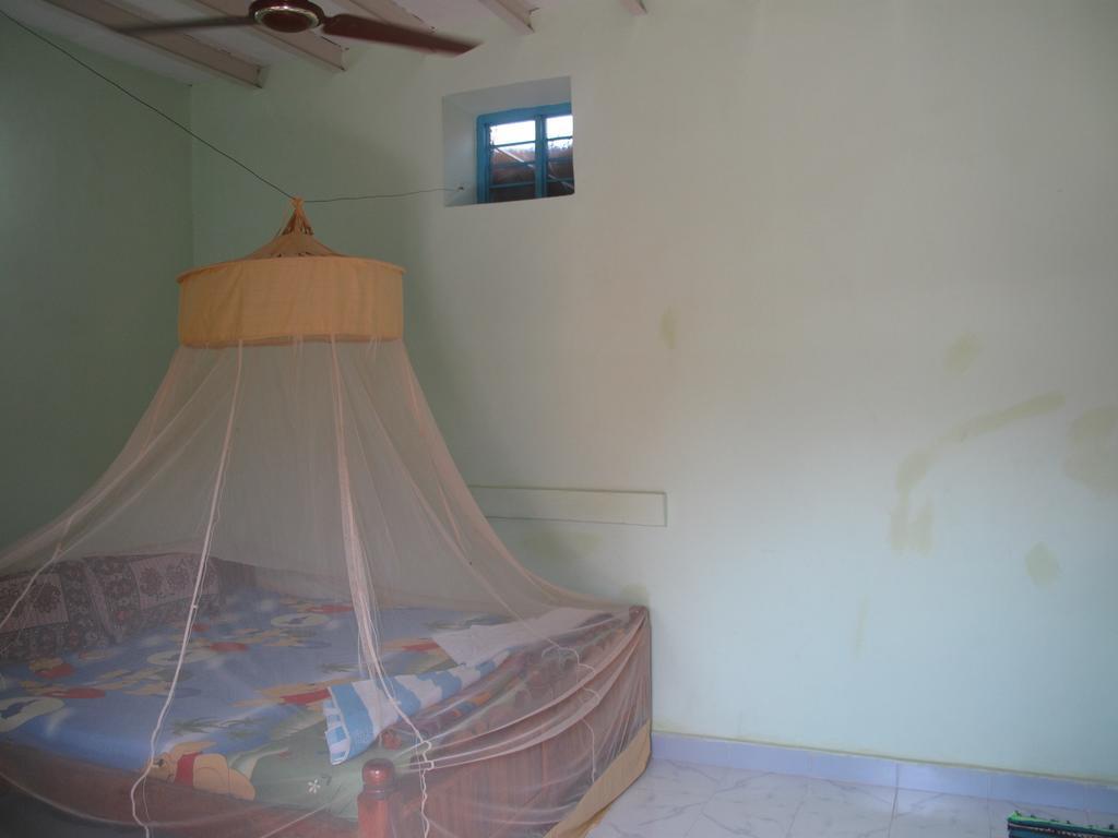 Om Shiva Guest House Hampi Exterior photo